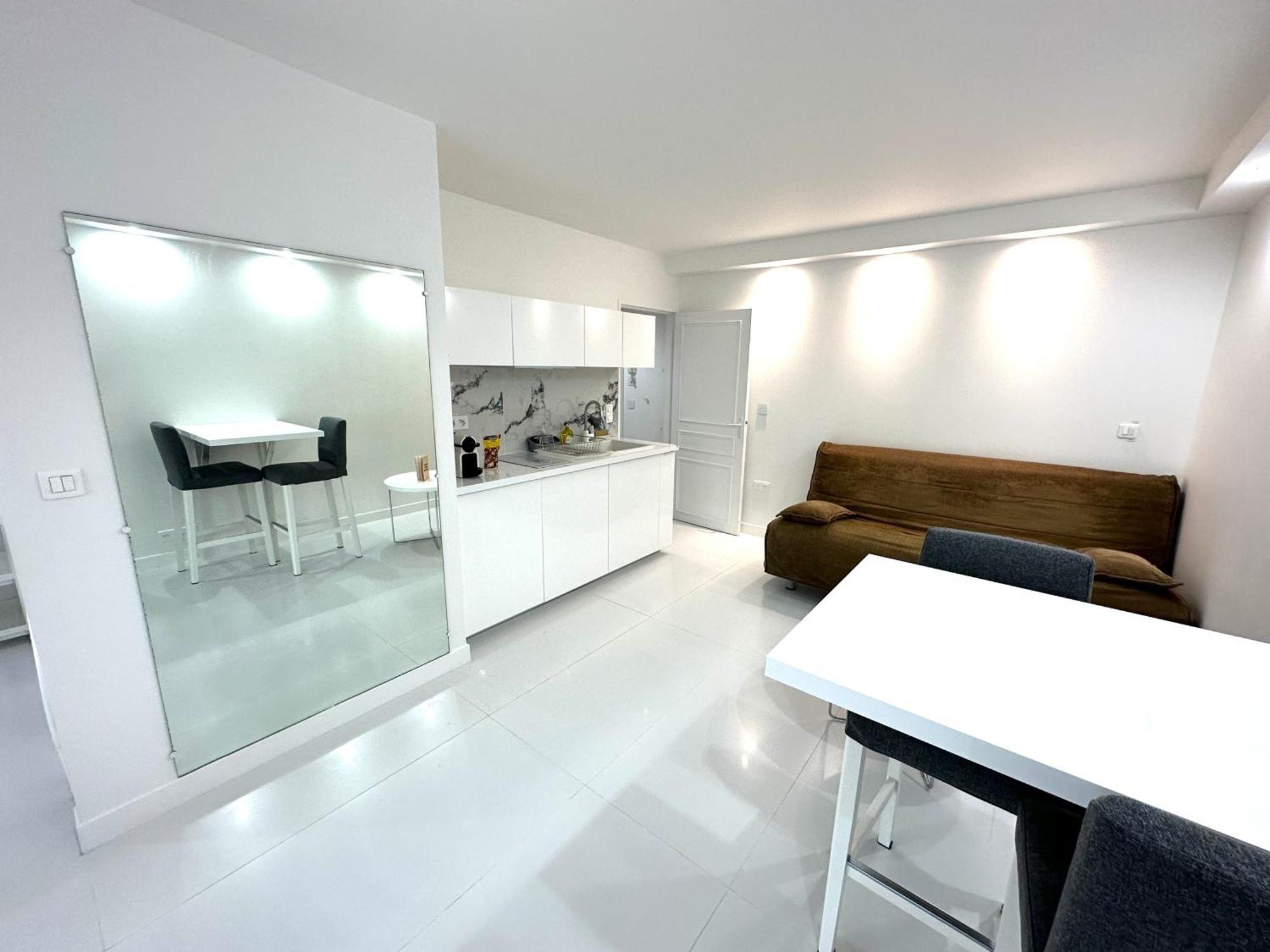 Apartment Trip In - Gare De L'est *