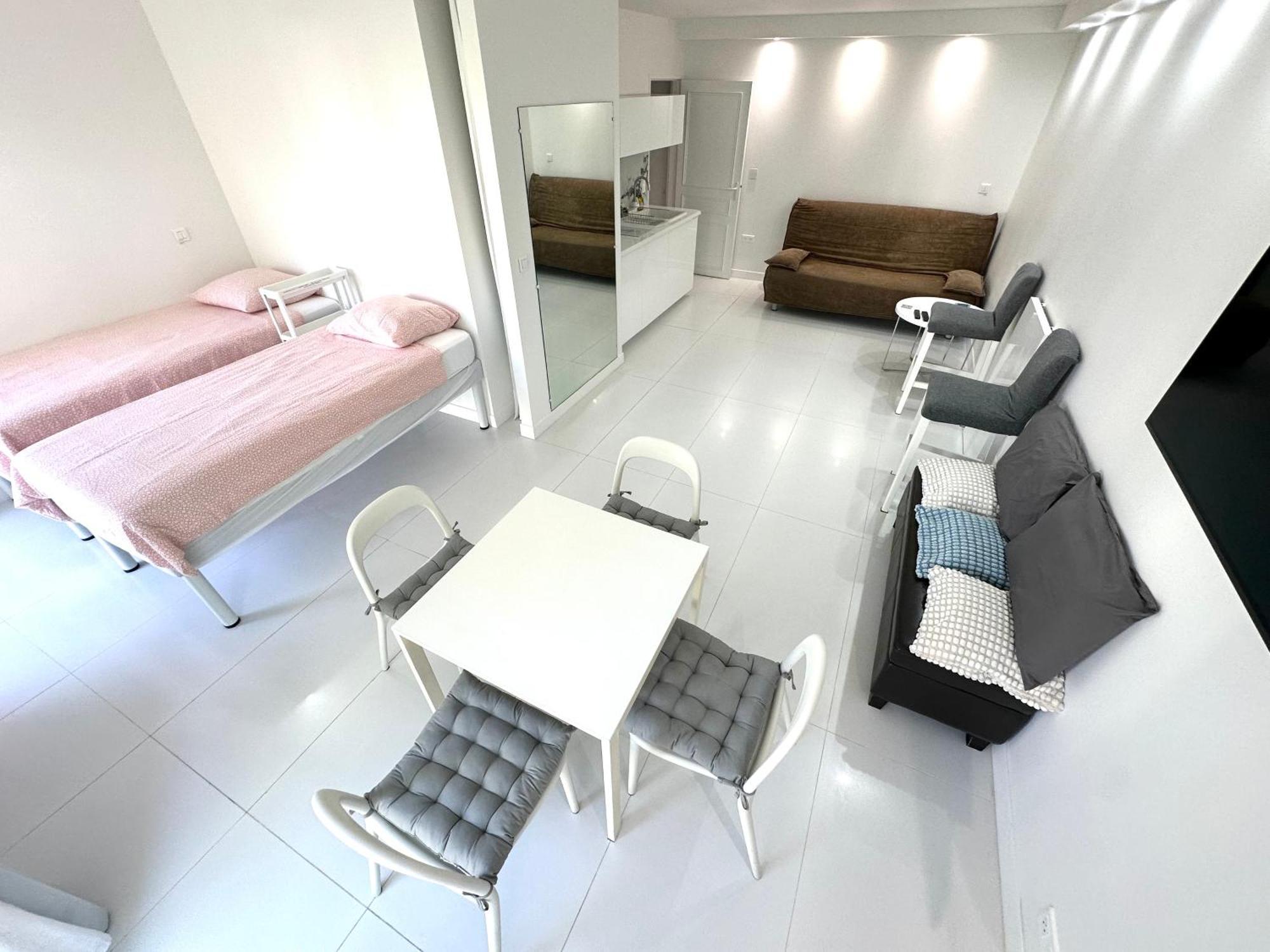 Apartment Trip In - Gare De L'est Paris